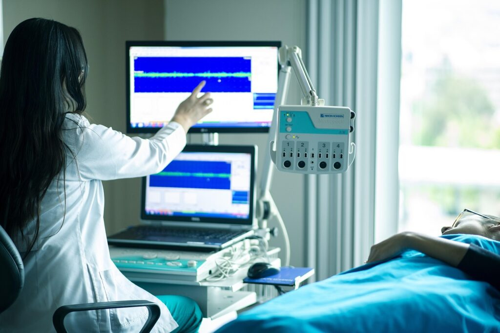 medical equipment 4099429 1280