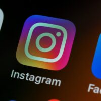 How to Download Instagram Photos to your Phone or PC