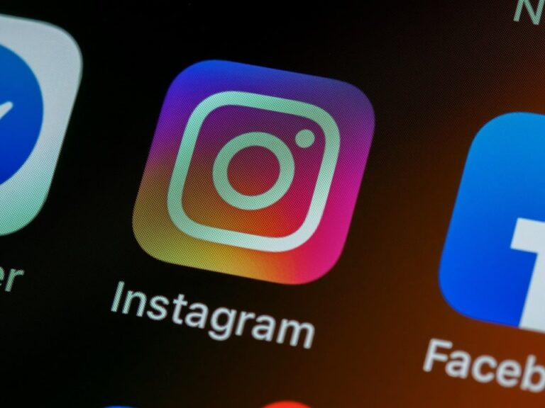 How to Track an Instagram Account in 2026