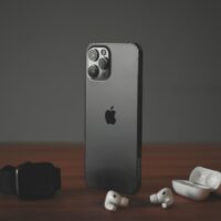 How to fix AirPods that won't connect