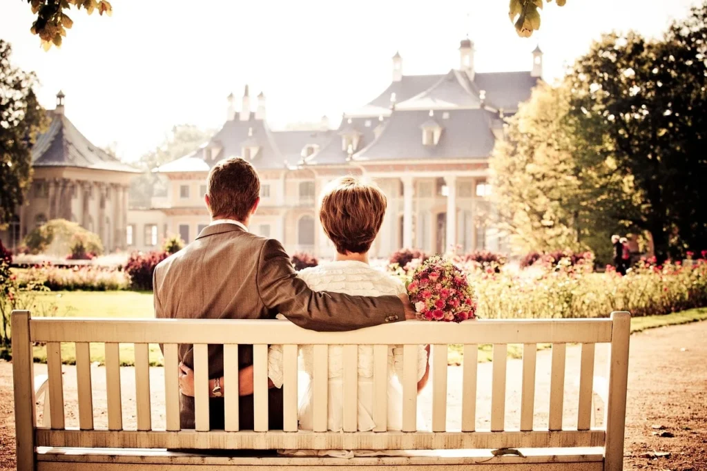What is the difference between single life and married life?
