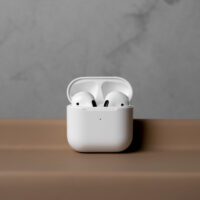 How to Check AirPods Battery on Windows 10 & 11: Apps, Settings & Fixes