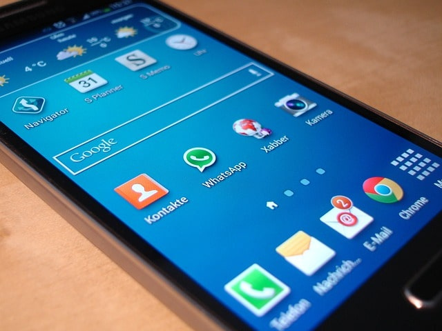 Feature image How to Remotely unlock samsung phone (Without Password or PIN)