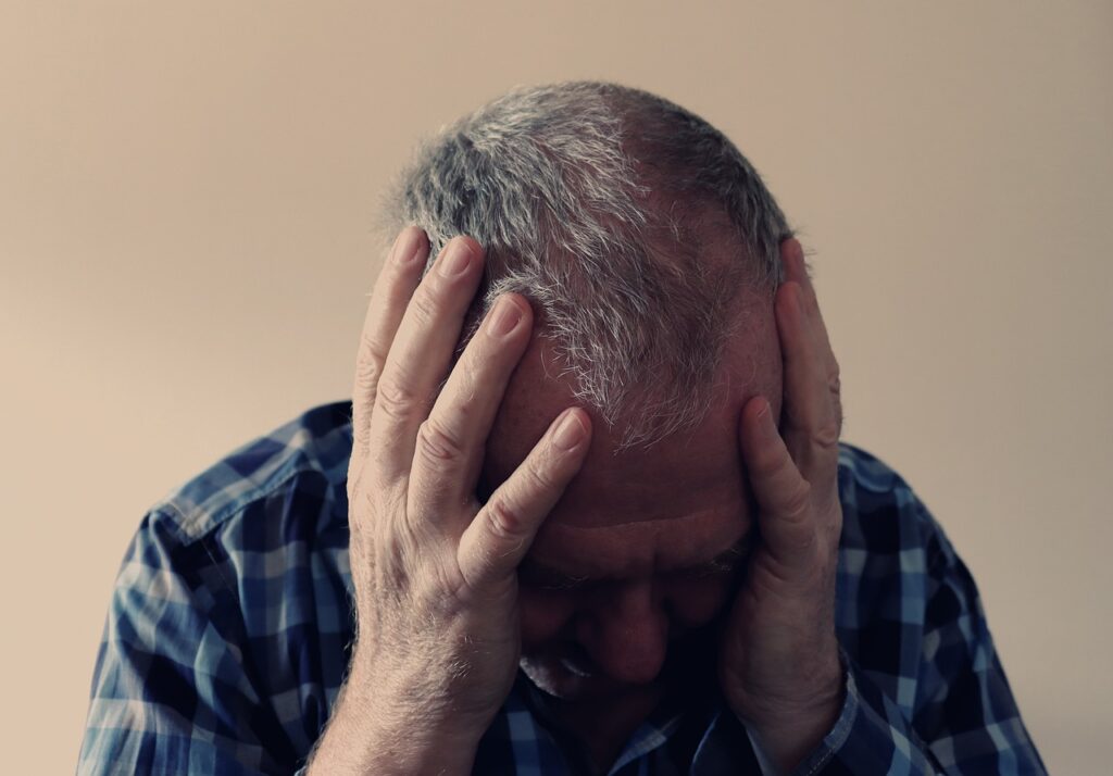 Understanding Bipolar Disorder: Symptoms, Causes & Treatment