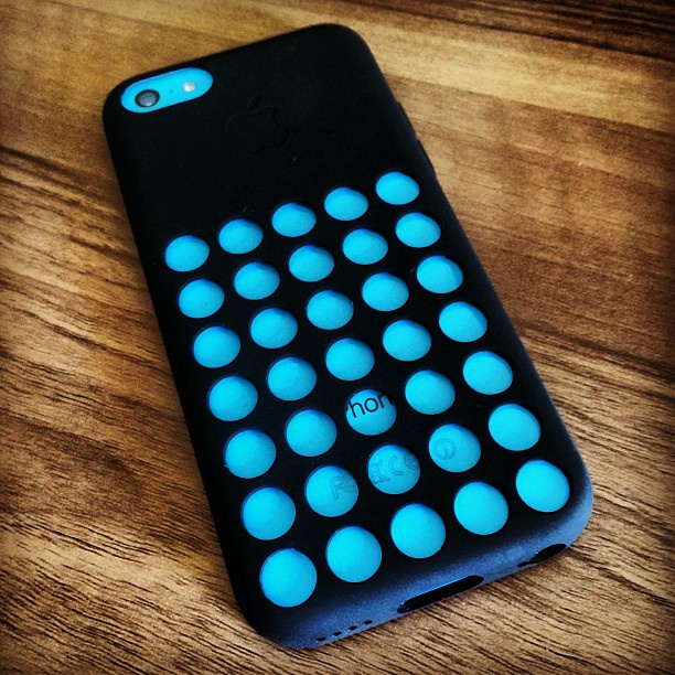 Feature image Apple iPhone 5c - Specs, Features & Review