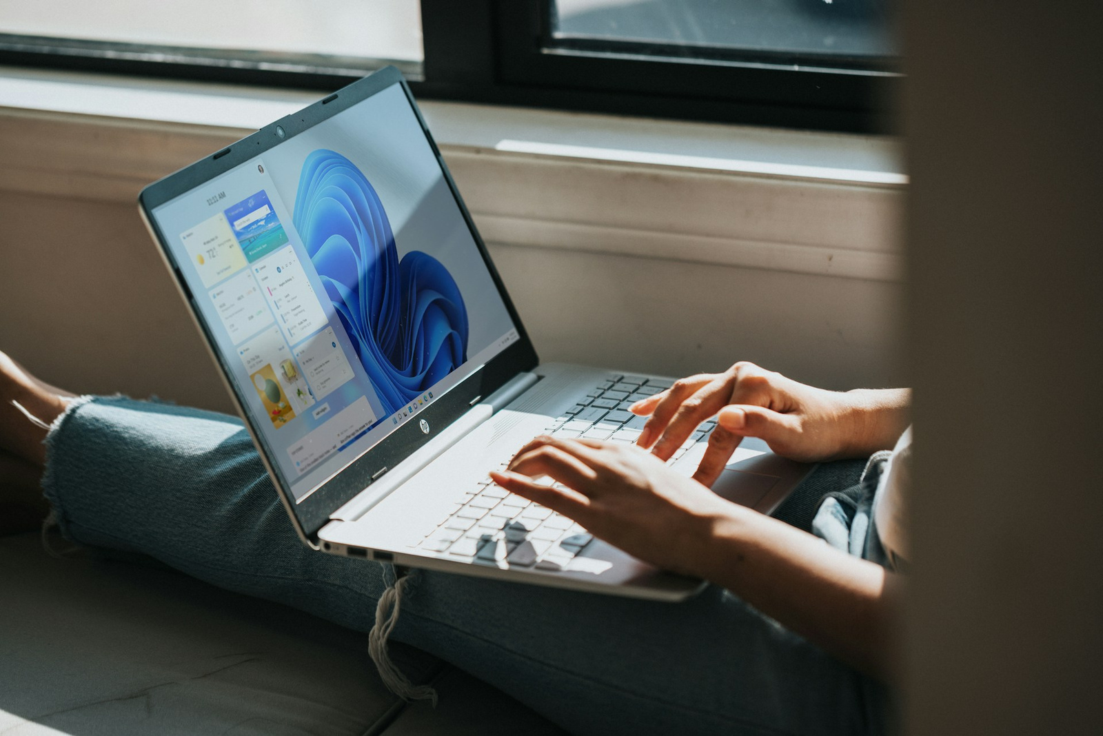 Feature image windows AigsWJmvoEo unsplash