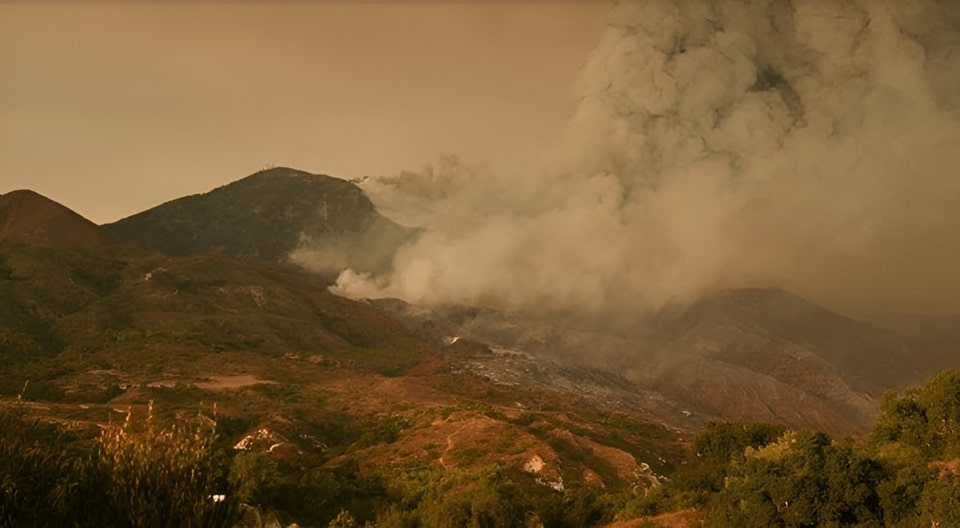 canyon fire,canyon fire today,california fires,lake piru,fire,canyon fire map,la fires,la fire,fire near me,fires near me,ventura fire,santa clarita fire,lake piru fire,castaic fire,ventura county fire,piru fire