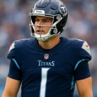 Cam Ward: Tennessee Titans’ Rookie Quarterback Ready to Make NFL Debut