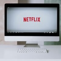 Complete Guide to Streaming Netflix on Mac Computer: Setup, 4K Support, and Troubleshooting
