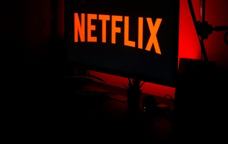 How to Turn On and Off Netflix Subtitles on Windows 10: Complete Guide