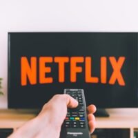 Netflix Free Trial 2026: How to Watch for Free (Legally) & Best Alternatives with Free Trials