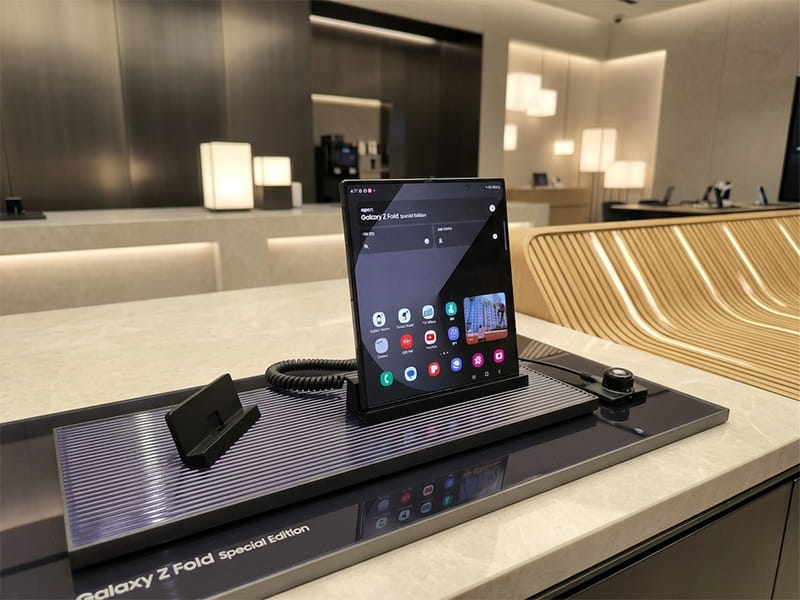 Samsung Galaxy Z Fold 6